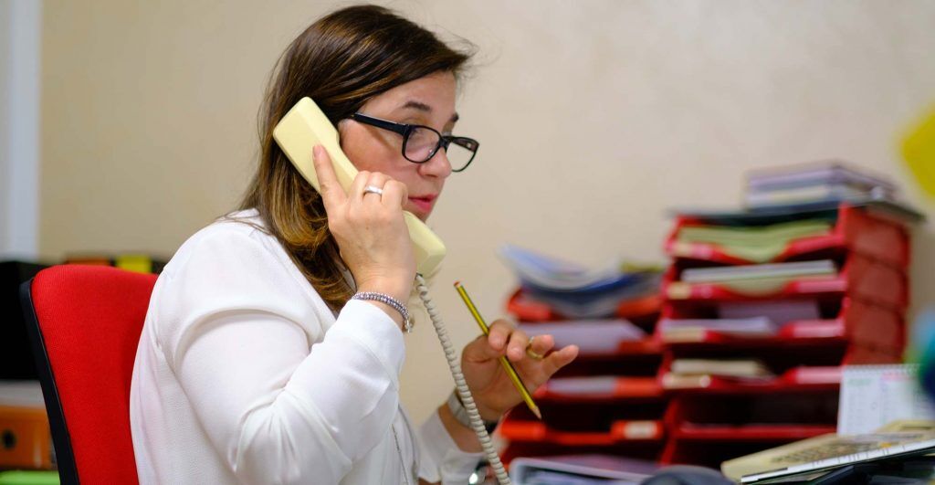 Assistenza clienti - donna al telefono | Giardinidacqua.it